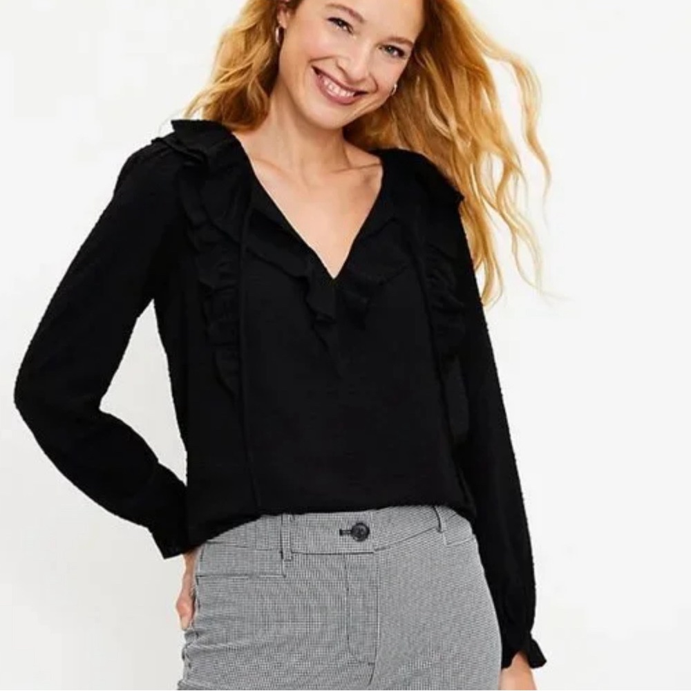 🖤Loft Ruffled Top (Size SP) - Picture 11 of 12